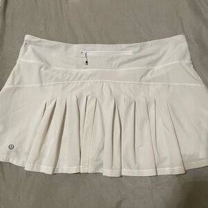 Lululemon Athletica Cream Mini Skater Skirt
